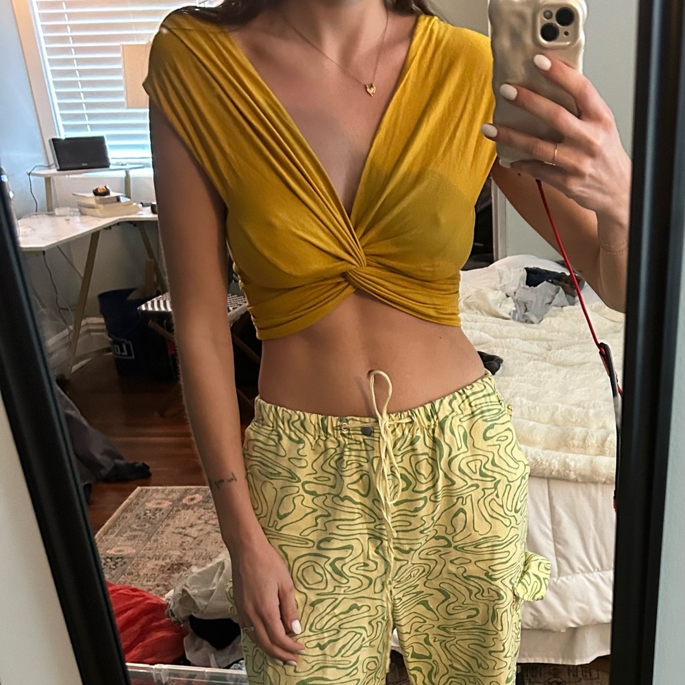 Mustard Yellow Twist Front Top